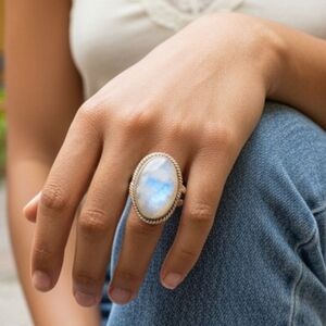 Vintage Moonstone Sterling Silver Ring Size 6